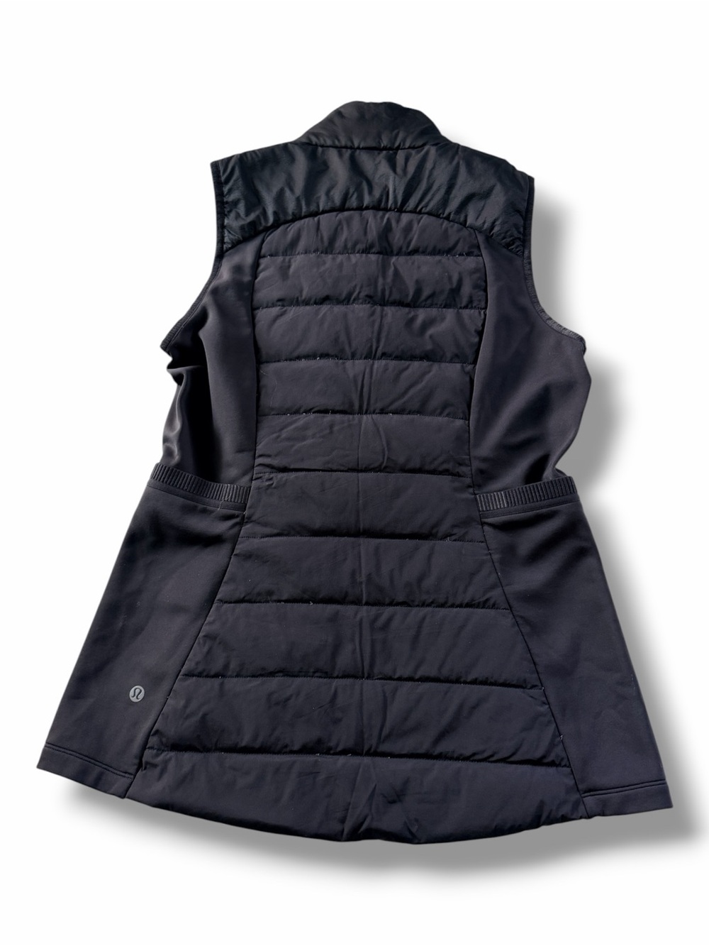 Lululemon Down for It All Vest in Black Size 8 - Picture 5 of 9
